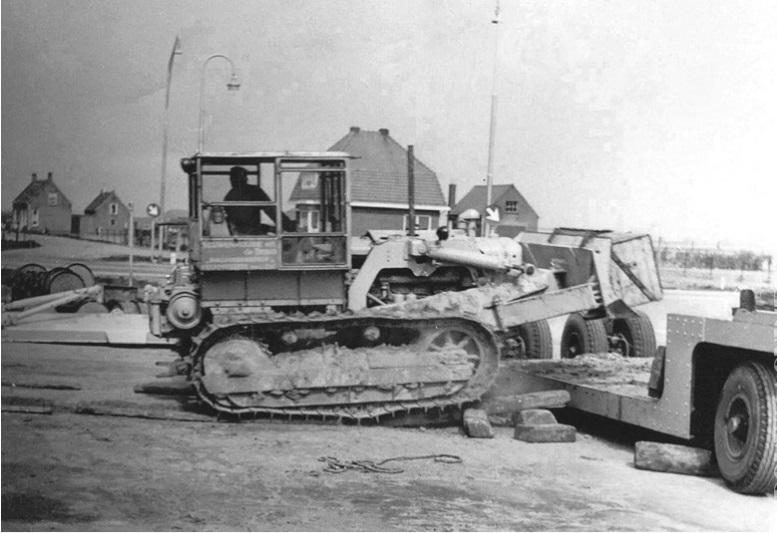 Один из первых CAT D6 бульдозеров