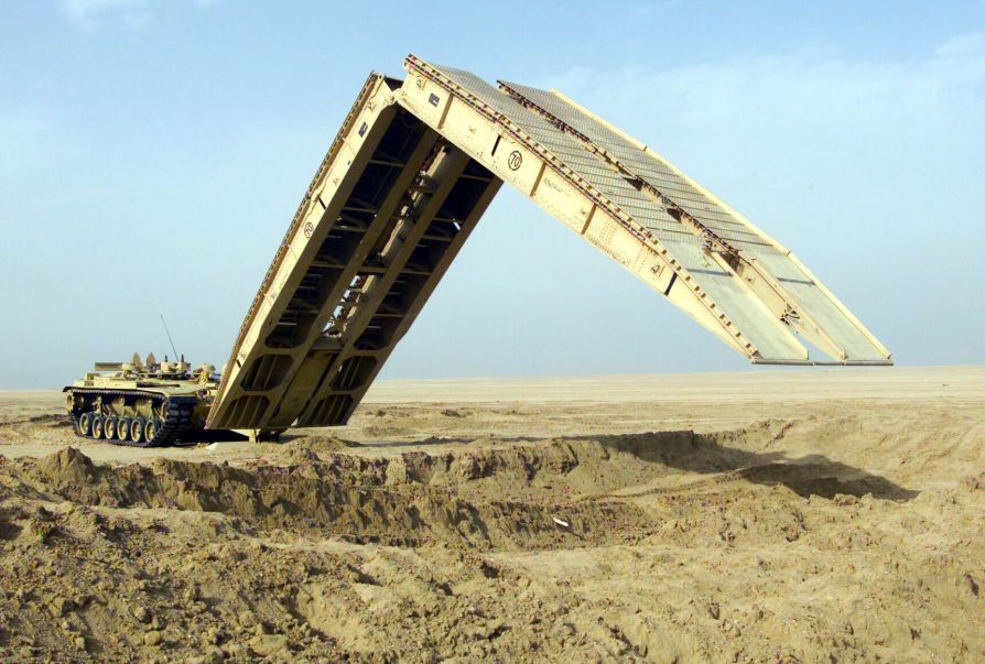 Инженерная машина M60 AVLB