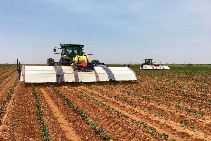 John Deere начнет оснащать сельхозтехнику искусственным интеллектом