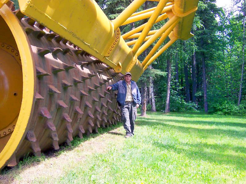 Размеры переднего колеса Tree Crusher G-175