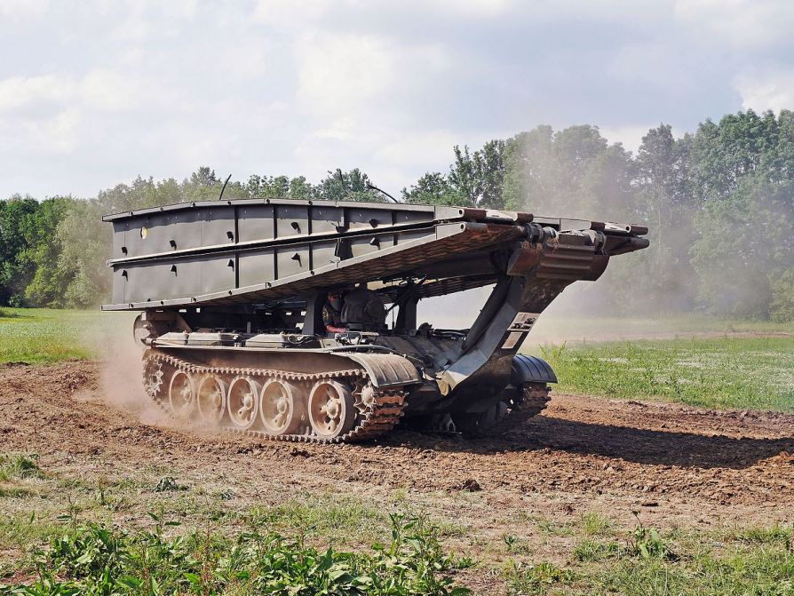 Мостоукладчик Brobandvagn 971