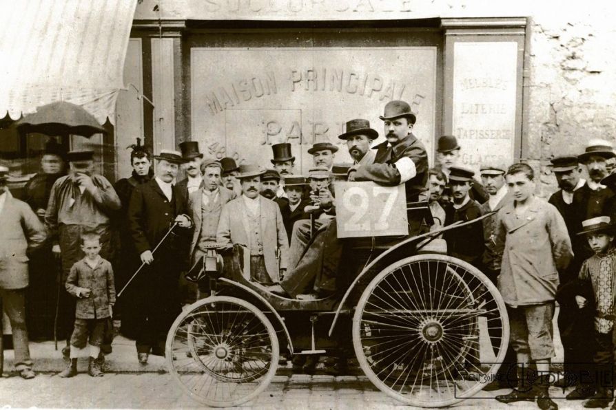 Peugeot Type 5 на первой в мире автогонке