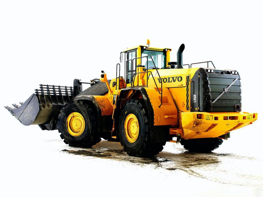 Погрузчик Volvo